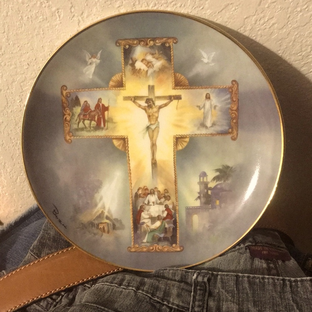 The Life of Christ by Bar Zoni Gold rim plate